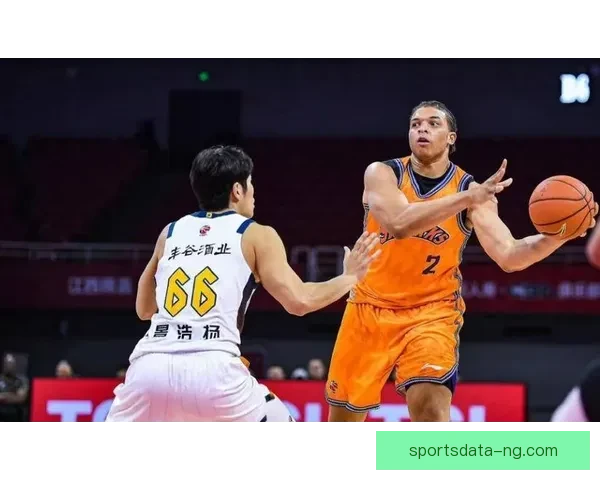 上海男篮力克北京两人闪耀五人合格四人状态欠佳
